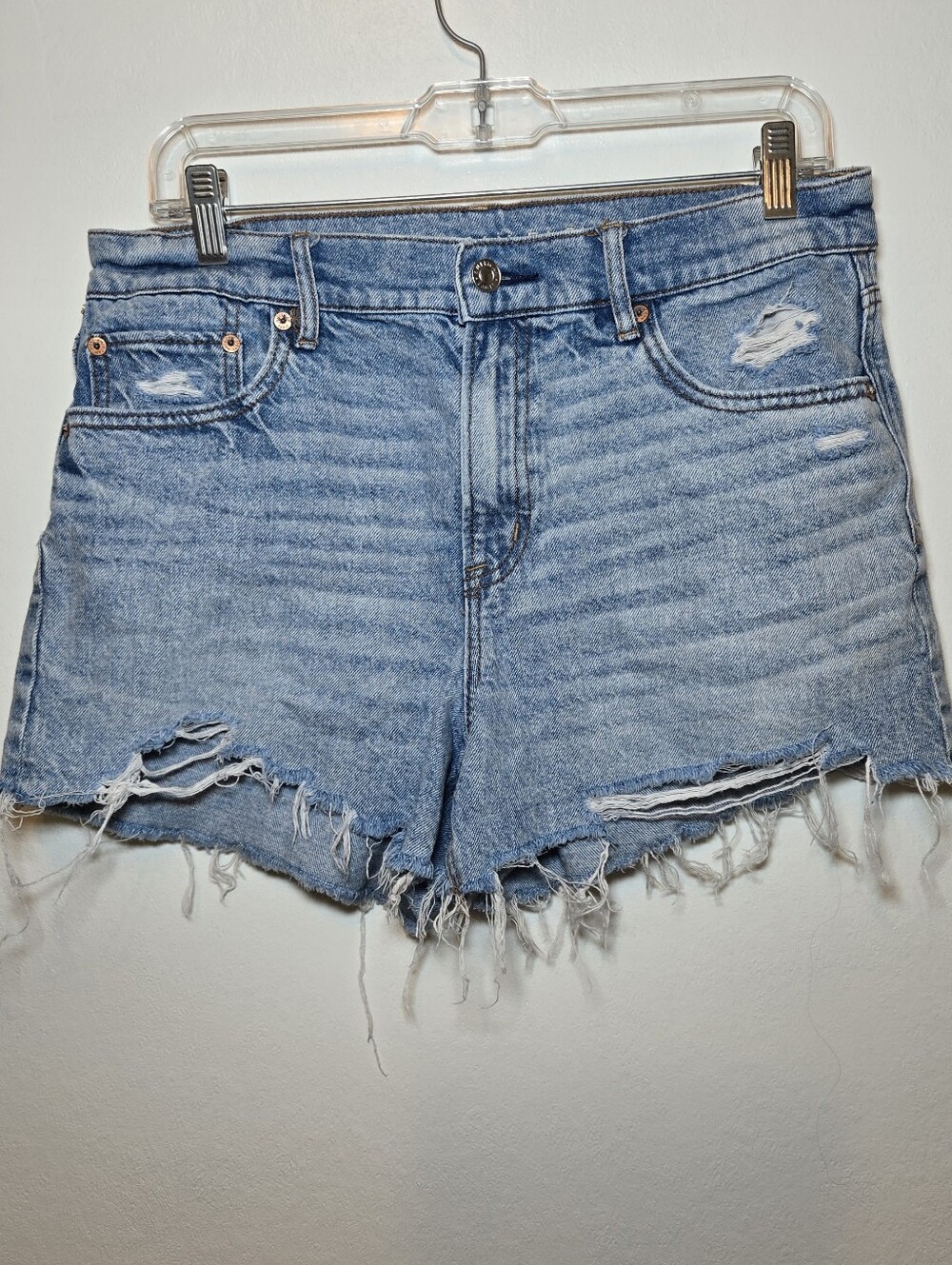 American Eagle Womens Size 8 Denim Relaxed Distressed Destructed Jean Shorts